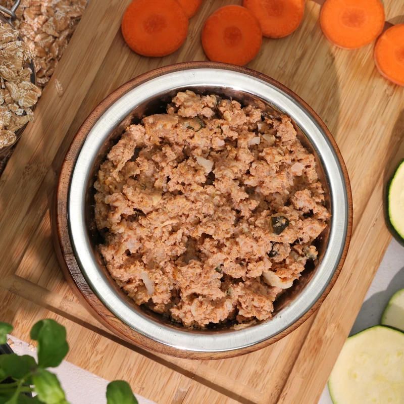 Bio-Alleinfutter - Huhn, Dinkel & Zucchini für Hunde