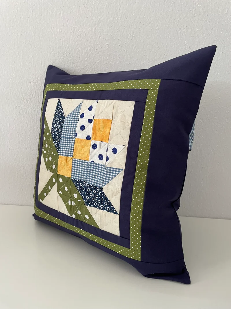 Patchwork Kissenhülle, Landhausstil Kissenbezug, blau/grün/gelb 40x40cm