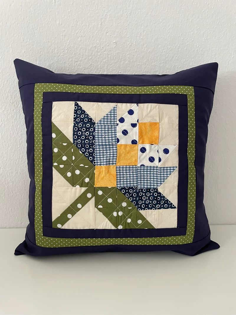 Patchwork Kissenhülle, Landhausstil Kissenbezug, blau/grün/gelb 40x40cm