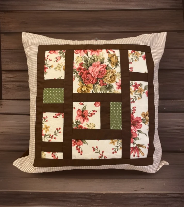 Patchwork Kissenhülle, Landhausstil Kissenbezug, braun /beige/grün 50x50cm