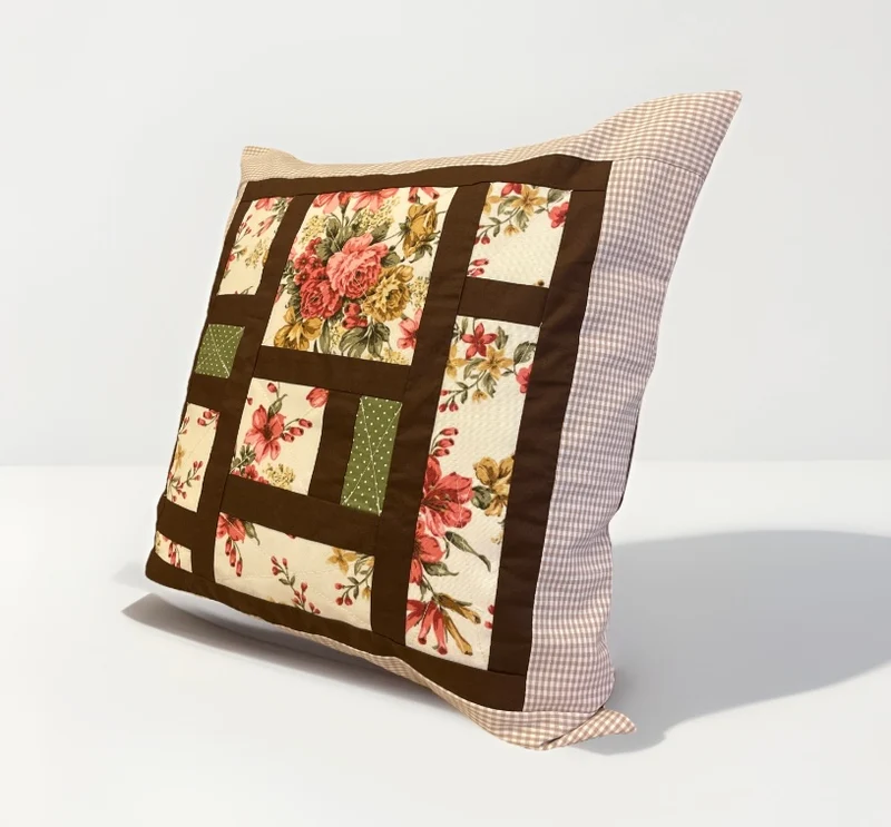 Patchwork Kissenhülle, Landhausstil Kissenbezug, braun /beige/grün 50x50cm