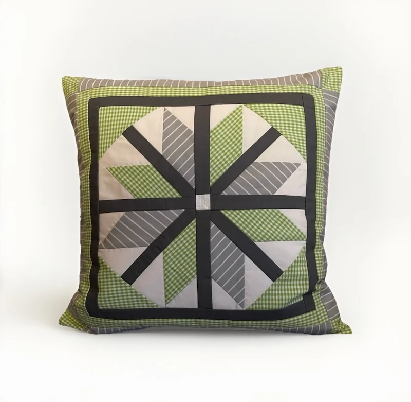 Patchwork Kissenhülle, Landhausstil Kissenbezug, grau/weiß/grün 40x40cm