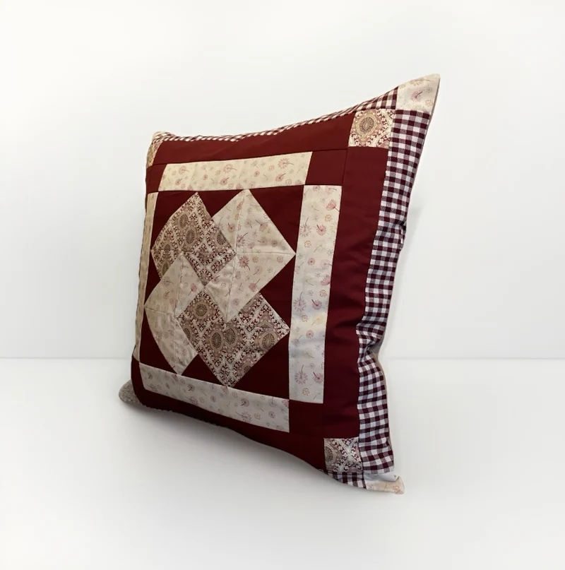 Patchwork Kissenhülle, Landhausstil Kissenbezug, beige/weinrot