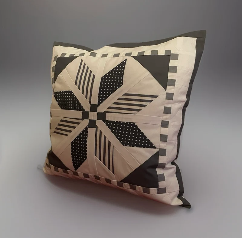 Patchwork Kissenhülle, Landhausstil Kissenbezug, grau/weiß 40x40cm
