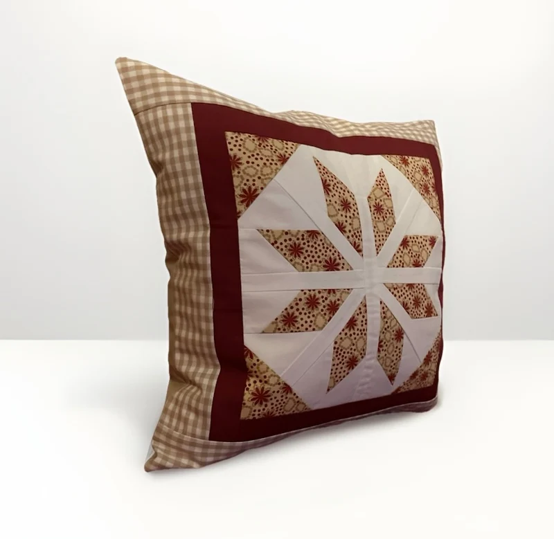 Patchwork Kissenhülle, Landhausstil Kissenbezug, beige /rot/ weiß 40x40cm
