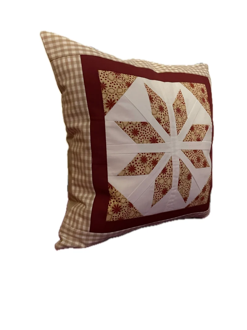 Patchwork Kissenhülle, Landhausstil Kissenbezug, beige /rot/ weiß 40x40cm