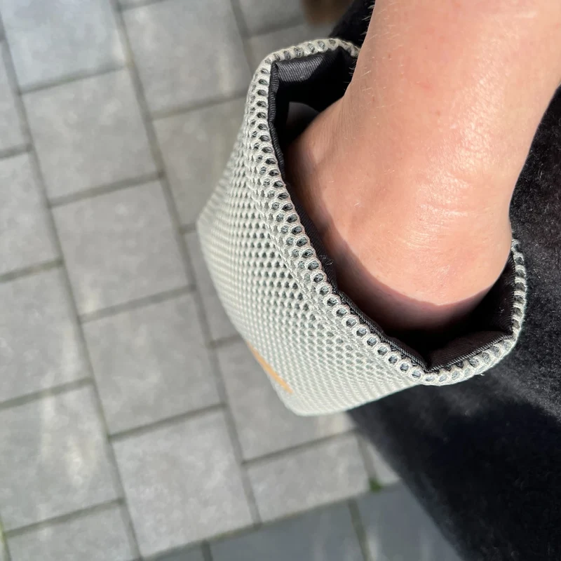 Großer Leckerlibeutel Aki | Mesh Deluxe