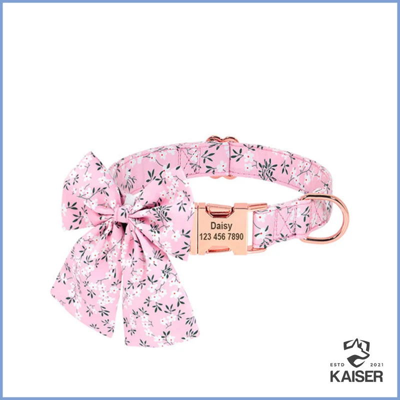 Hundehalsband mit Namen mit Fliege