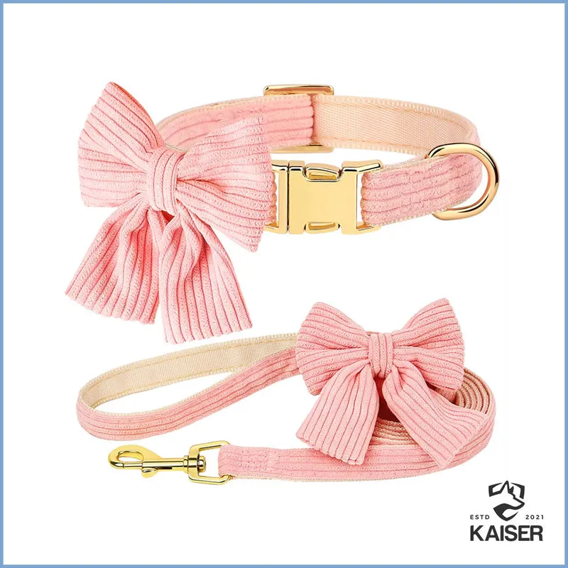 Hundehalsband mit Fliege aus Samt und Leine Set