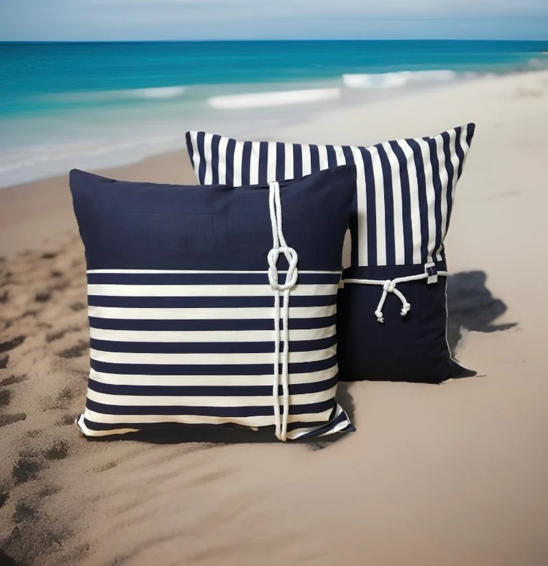 Maritime Kissenhülle, Landhausstil Dekokissen Seemannsknoten blau/weiß gestreift