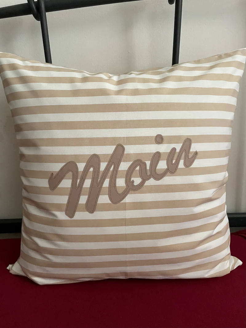 1 Maritime Kissenhülle, Landhausstil Dekokissen *Moin* beige/weiß gestreift