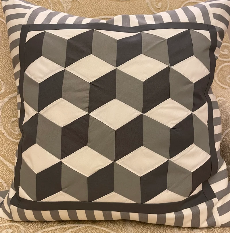 Patchwork Kissenhülle in 3D Optik, Landhausstil Kissenbezug, grau/weiß/anthrazit