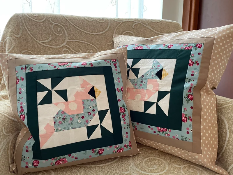 Patchwork Kissenhülle, Landhausstil Kissenbezug, Vogel