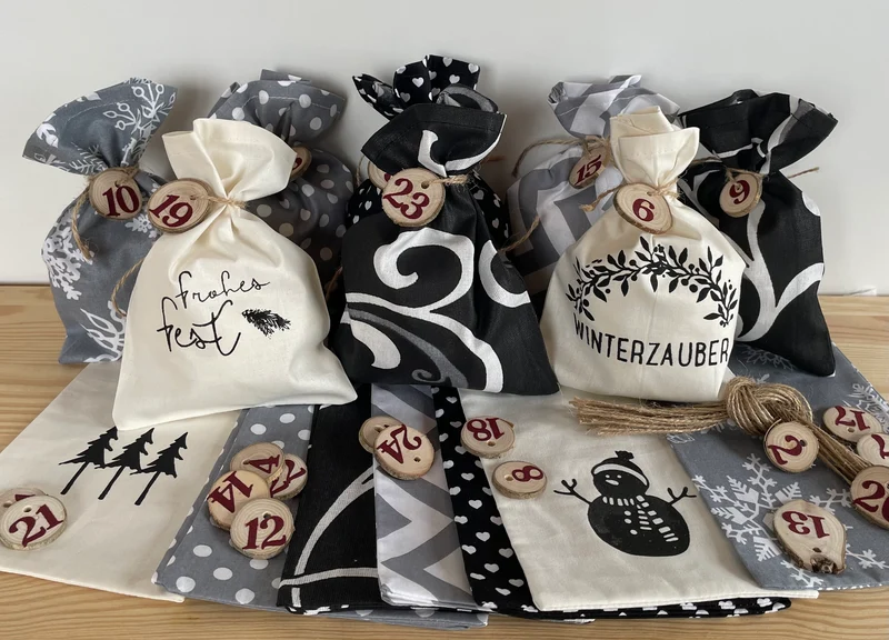 Adventskalender,Landhausstil Adventskalender zum Befüllen, 24 Säckchen zum Advent, schwarz/grau/creme