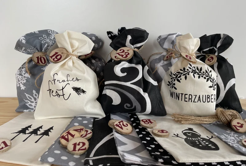 Adventskalender,Landhausstil Adventskalender zum Befüllen, 24 Säckchen zum Advent, schwarz/grau/creme