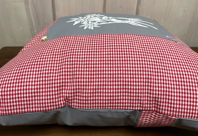 Landhausstil Kissenhülle * Kissenbezug * rot/weiß kariertes Dekokissen * Gams *