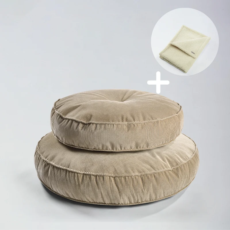 Bundle Hundekissen Mira x Decke Rubi