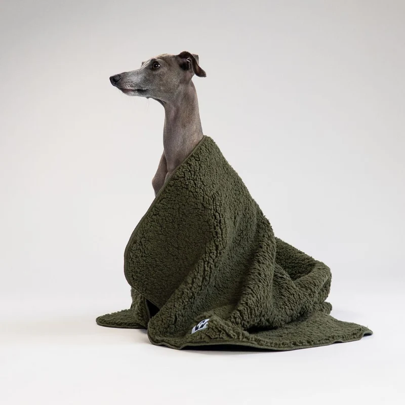 Hundedecke Double Olive Karma Hund x Woofstuff
