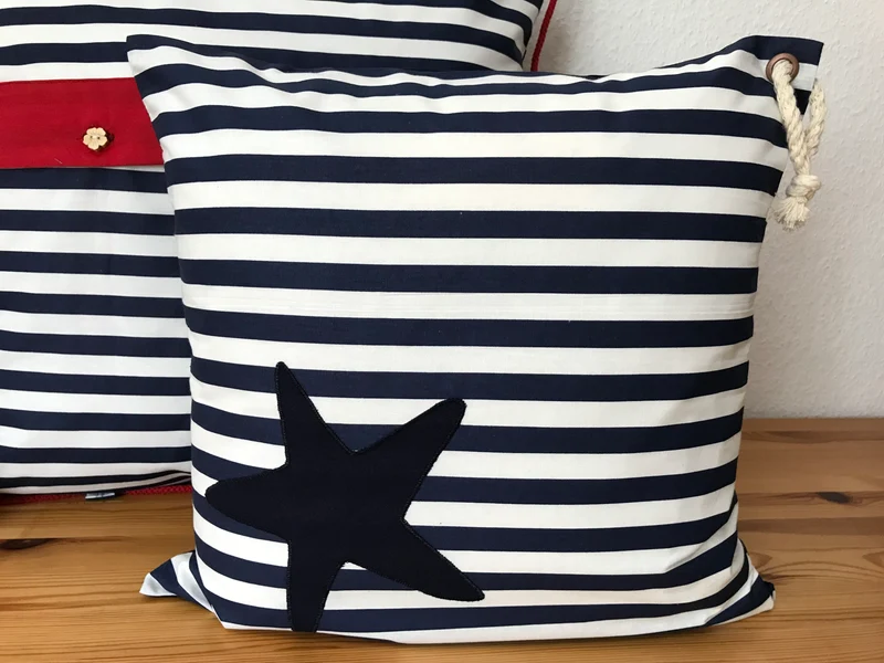 Maritime Kissenhülle, Landhausstil Dekokissen Seestern blau/weiß gestreift