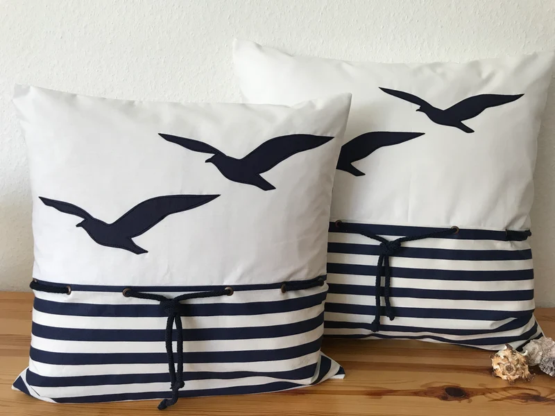 1x Maritime Kissenhülle, Kissenbezug, Landhausstil Kissen, Dekokissen Möwen weiß