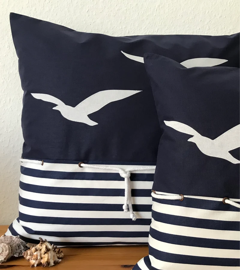 1 Maritime Kissenhülle, Kissenbezug,Landhausstil Kissen Möwen blau/weiß
