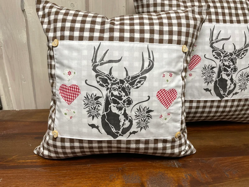 Landhausstil Kissenhülle, Kissenbezug, braun/weiß kariertes Dekokissen * Hirsch *