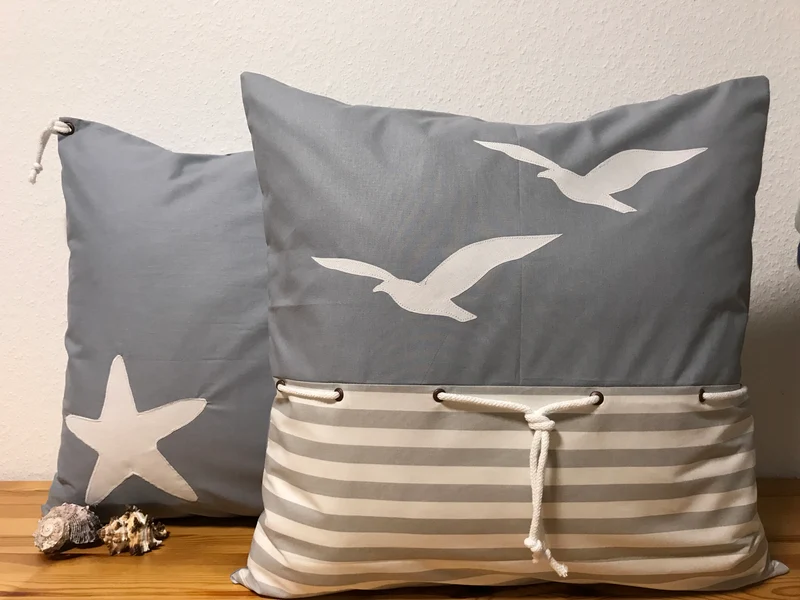 Maritime Kissenhülle, Kissenbezug, Landhausstil Kissen * Möwen * grau/weiß
