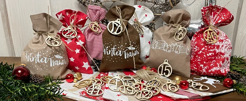 Adventskalender,Landhausstil Adventskalender zum Befüllen, 24 Säckchen zum Advent , Adventskalender Zahlen aus Holz, rot/braun