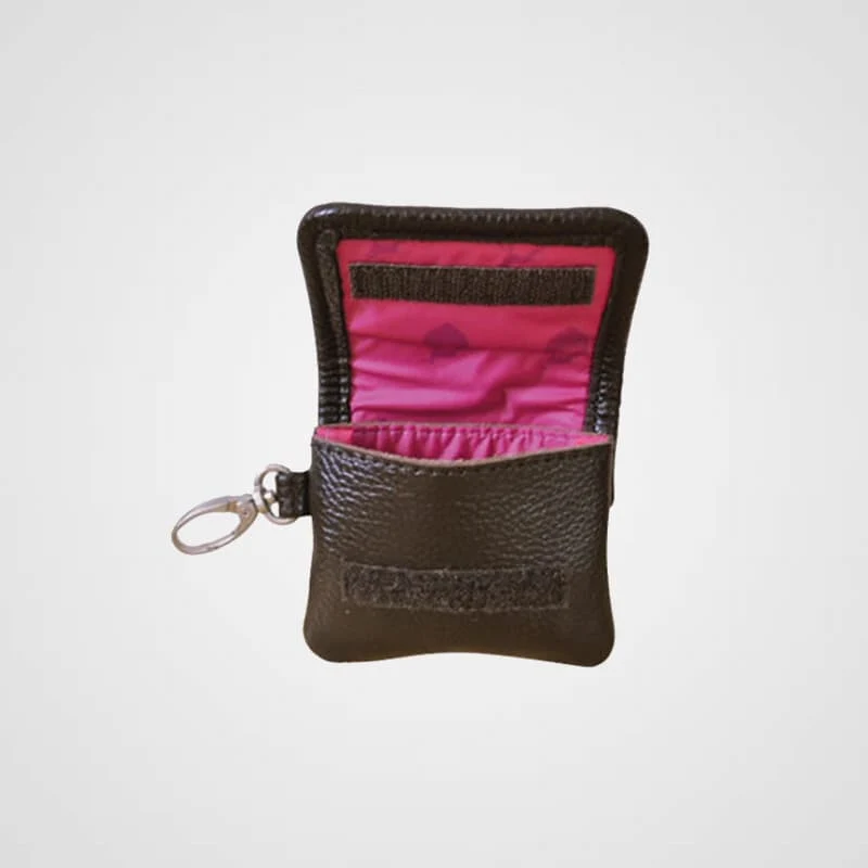 Wild Hazel - Poo Pouch aus Leder | praktischer Kotbeutelspender
