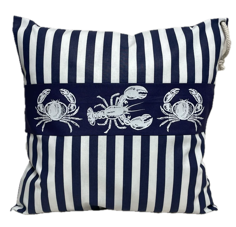 Maritime Kissenhülle, Landhausstil Dekokissen * Krebse * blau/weiß gestreift