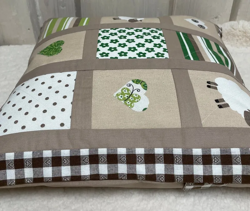 Patchwork Kissenhülle, Landhausstil Kissenbezug, braun/grün 40x40cm.