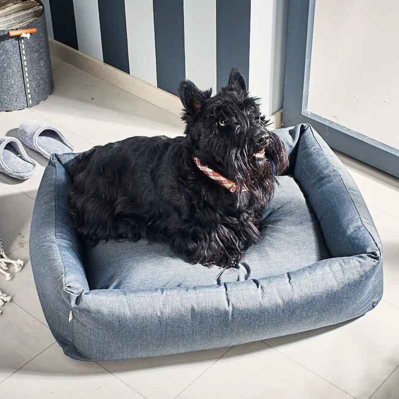 Hundebett Smooth In & Outdoor Ortho oder Classic Black Silk