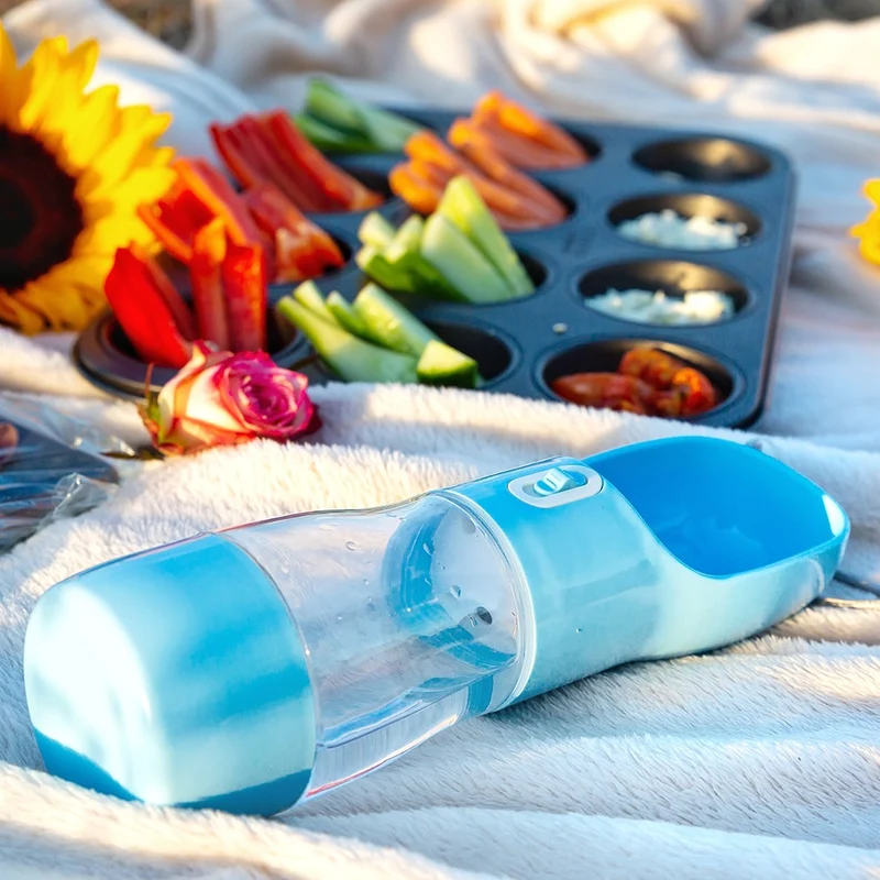 Hunde Trinkflasche inkl. Futterbehälter