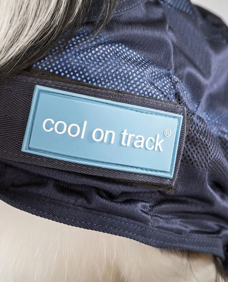 Coole on Track Hundedecke von Back on Track