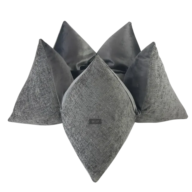 Bouclé Stone Love Kissen
