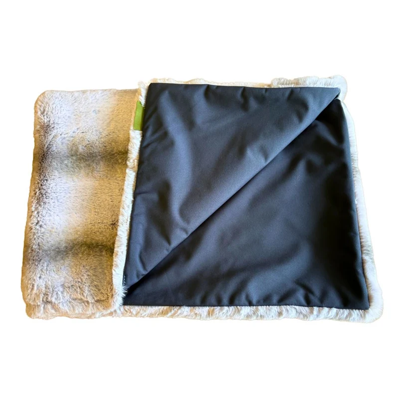 Veganfelldecke mit Softshell