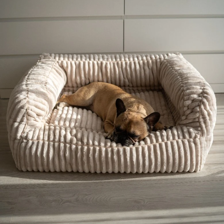 Orthopädisches Hundebett CLOUDY - drei Größen