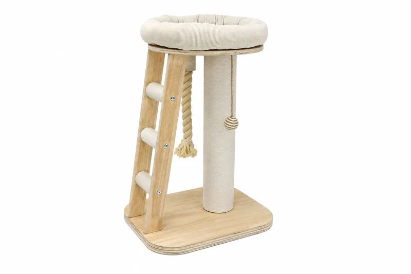 Kunert kleiner Kratzbaum beige mit Plattform, Spielzeug und Leiter - 72x39,5x48 cm