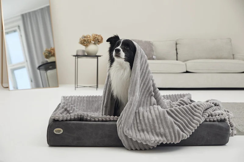 SABRO Kuscheldecke VÄRME Breitcord