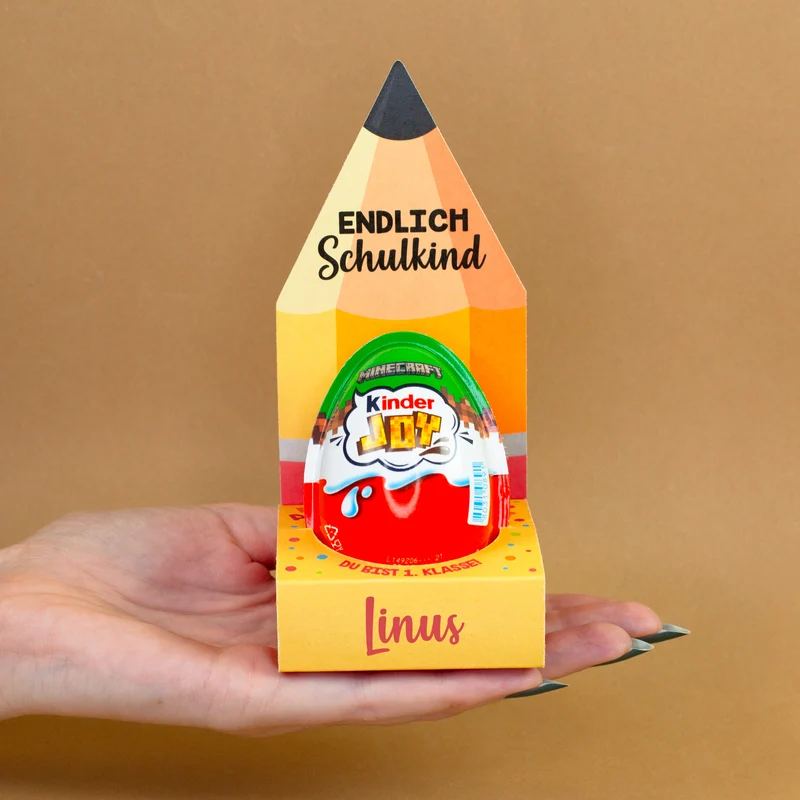 Kinder Joy in Geschenkverpackung personalisiert mit Name | Geschenk zur Einschulung