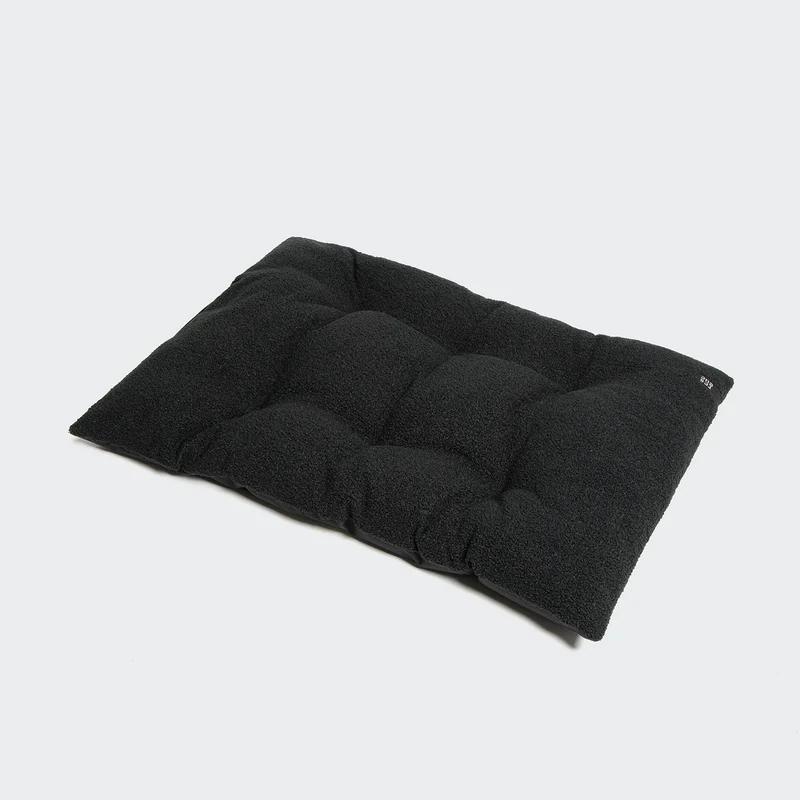 RESC7UE Hundekissen Plush Black