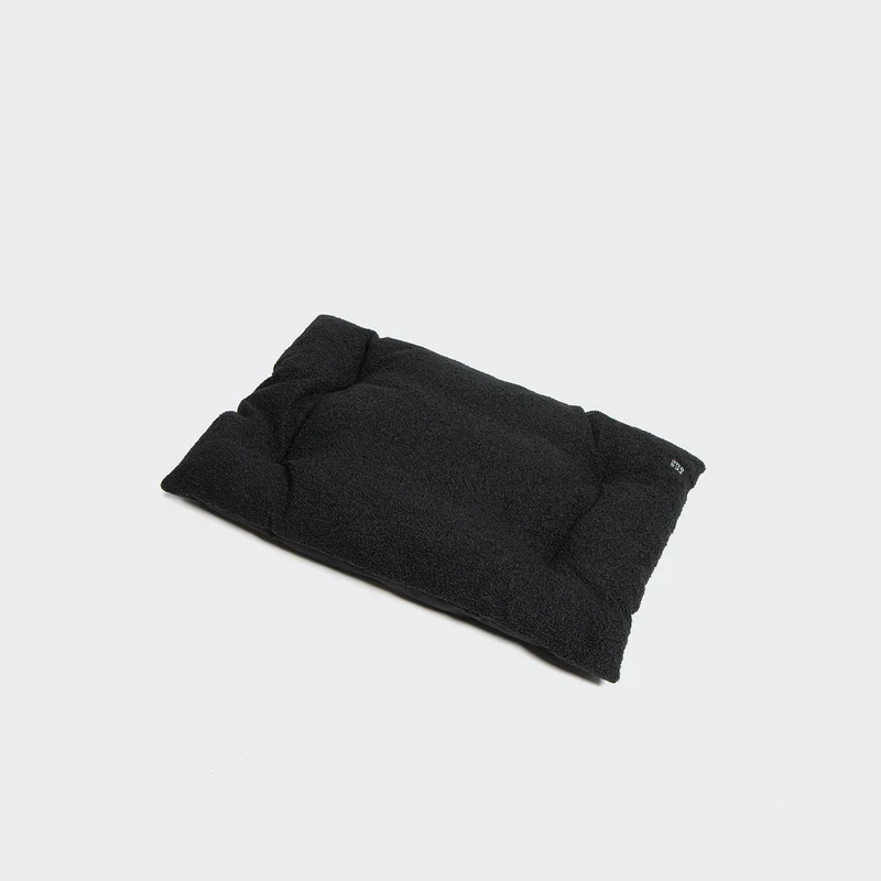 RESC7UE Hundekissen Plush Black