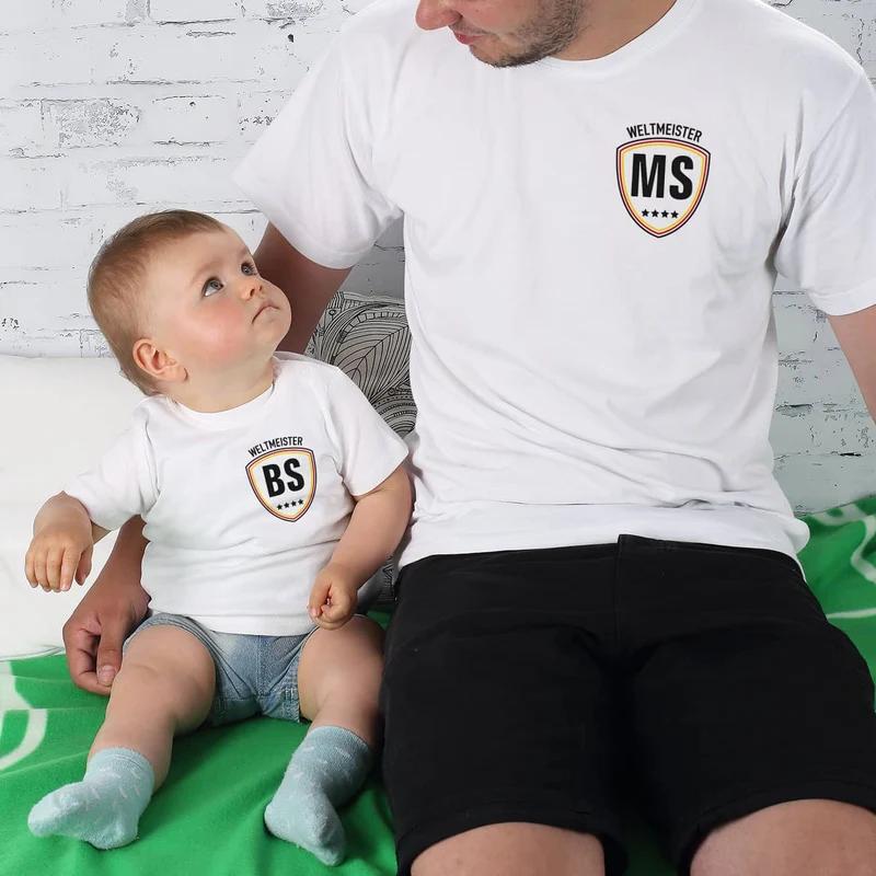 Kleine und Große Fußballhelden T-Shirts im Partnerlook für Vater und Sohn