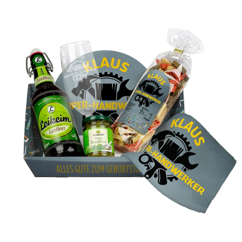 Personalisiertes Geschenkset für Handwerker | Präsentkorb mit Handtuch, Bierglas, Landbier, Nudeln & Pesto