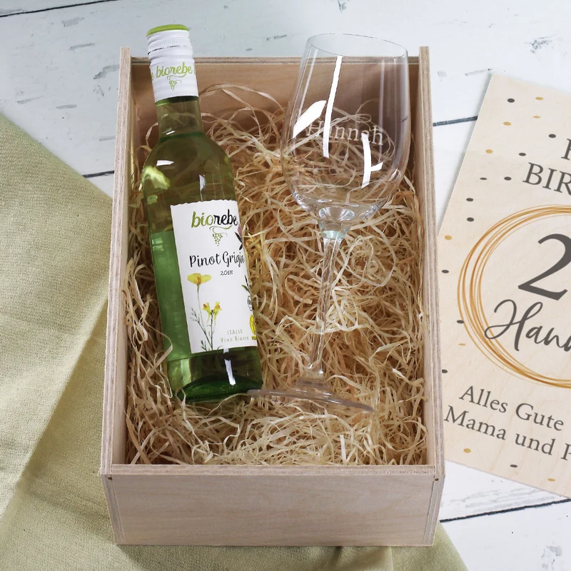 Geburtstagsset mit graviertem Glas, Wein und bedruckter Box
