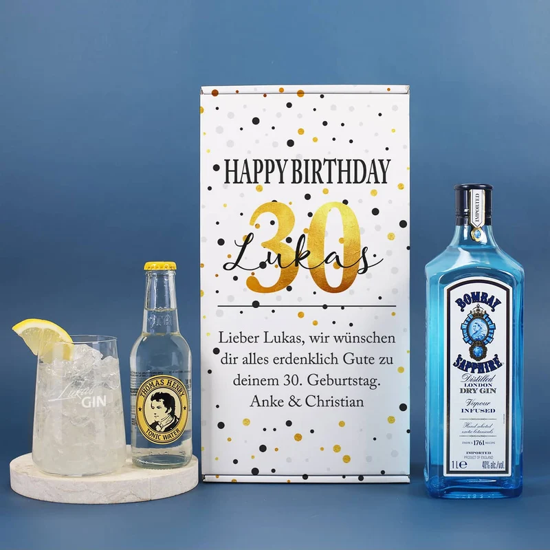 Geburtstagsgeschenk mit Bombay Gin, Tonic und graviertem Glas