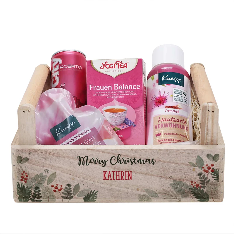Weihnachtsgeschenkkorb für Frauen mit Wellness Inhalt und persönlichem Druck