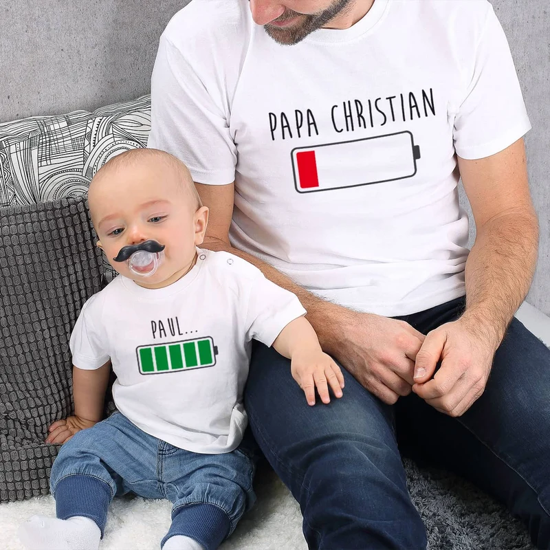 Akku - T-Shirt für Vater und Sohn mit Ihrem Wunschtext bedruckt