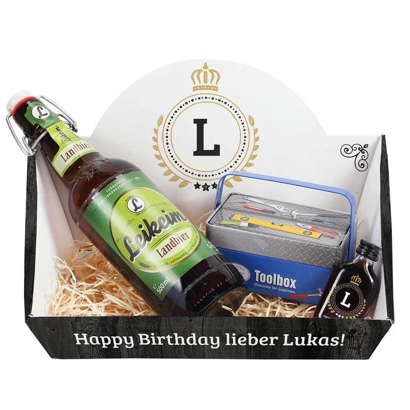 Geschenkkorb für Männer mit persönlichem Druck und verschiedenen Füllungen