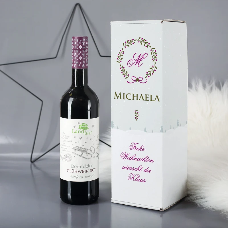 Leckerer Glühwein mit persönlicher Flaschenverpackung